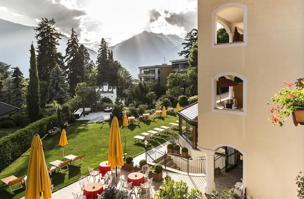 Hotel Sonnenburg Merano Exterior photo